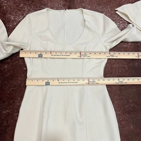 Michael Kors Collection Ivory Wool Bell-Sleeve Sheath Dress 10 Italy - Picture 10 of 11